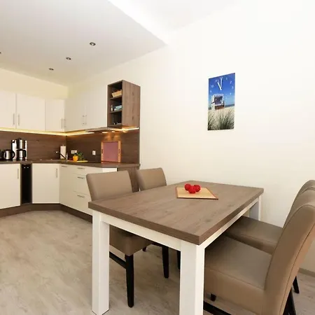 1 10 Else Marie * Heringsdorf