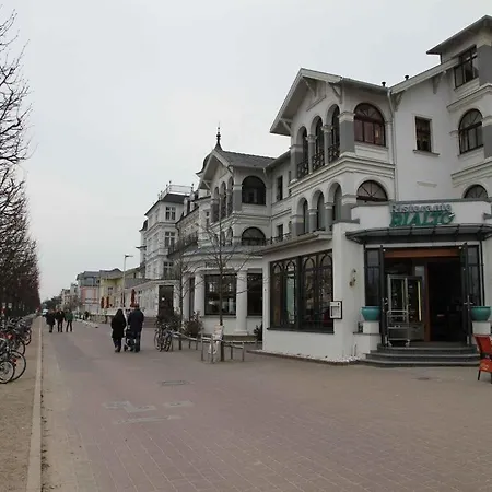 Nyaraló 1 10 Else Marie *